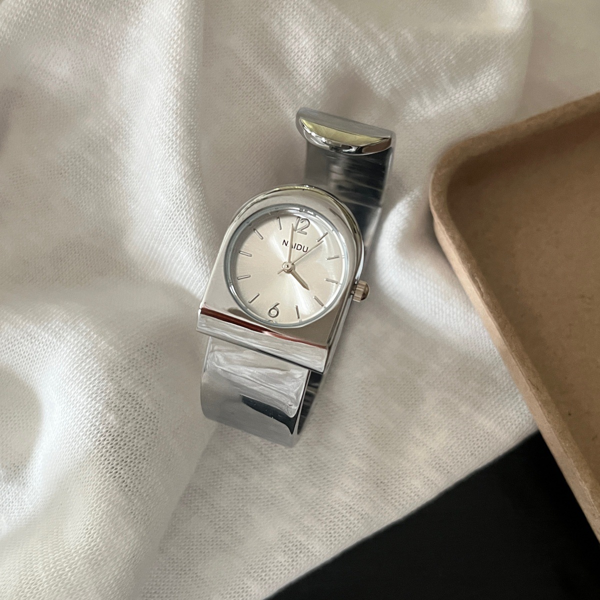 2026 Neue Gold-Armbanduhr für  – Luxury Watch Levels Bewertung und Preis