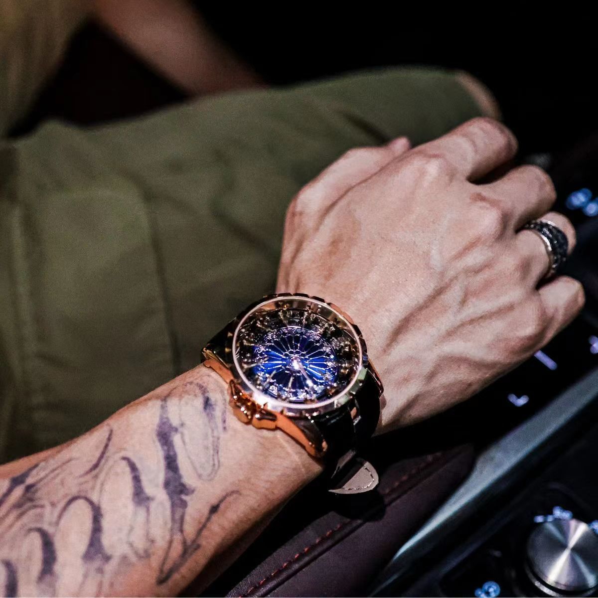 Hochwertige Luxus- und Elegant – Luxury Watch Brand Tier Bewertung und Preis
