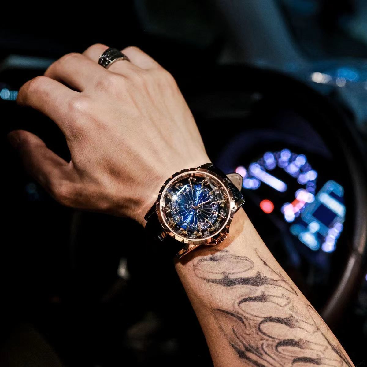 Hochwertige Luxus- und Elegant – Luxury Watch Brand Tier Bewertung und Preis